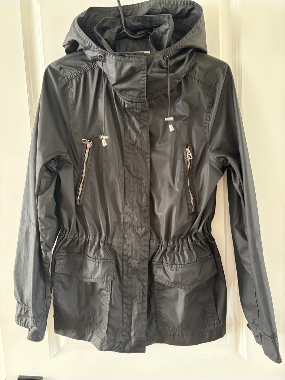 Women’s Black Hooded Utility Jacket with Cinched Waist. R13